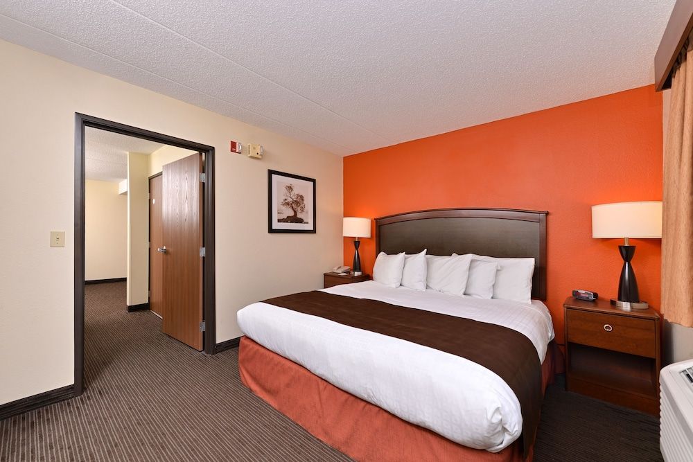 Suite, 1 Bedroom, Non Smoking (1 King)
