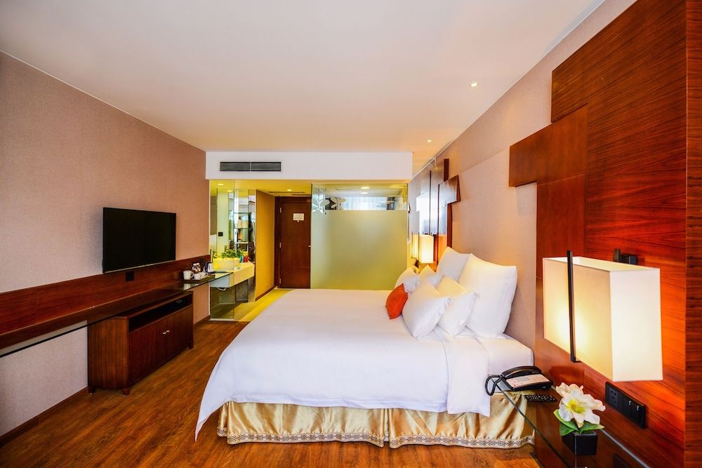 undefined Benison Hotel Guanyin Bridge Shop 6