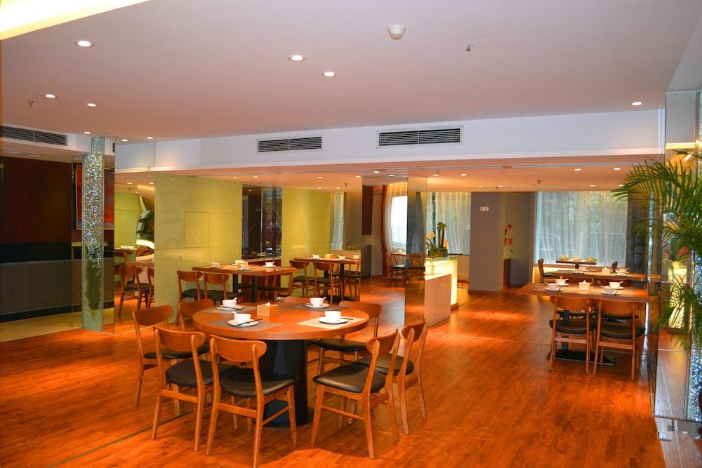 undefined Benison Hotel Guanyin Bridge Shop 3