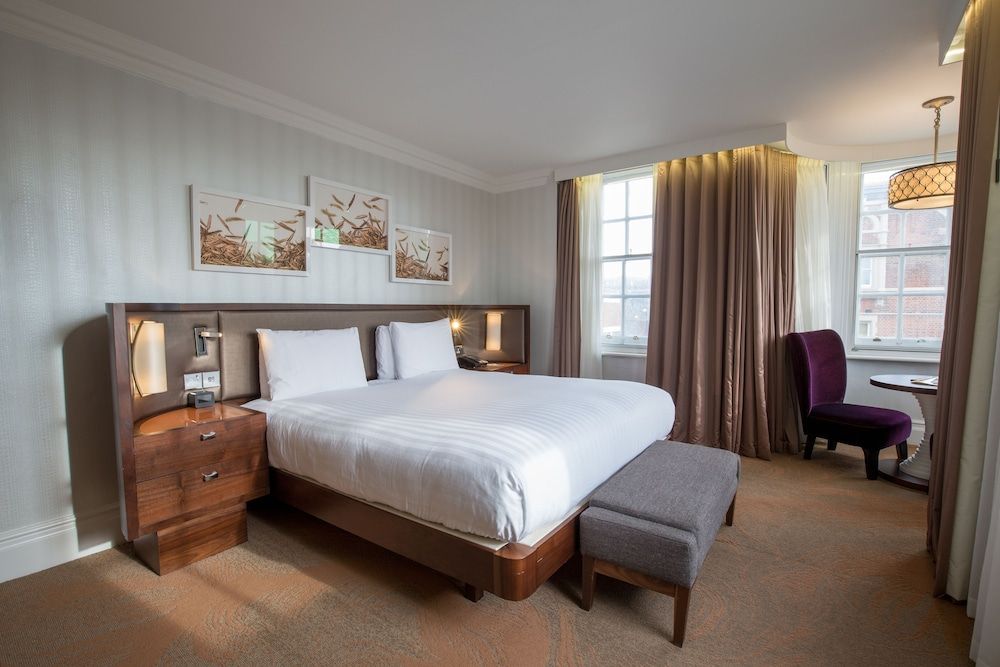 Deluxe Room, 1 King Bed