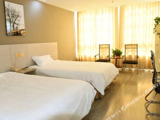 Twin Bussiness Room