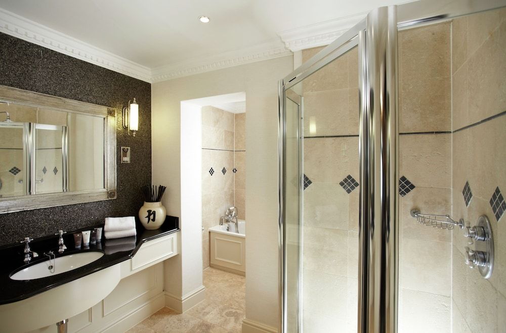 Rowhill Grange Hotel & Utopia Spa Luxury Super King Room 7