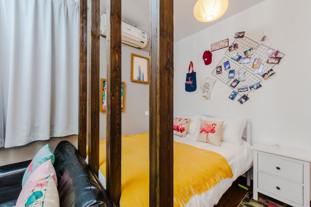 Signature Room