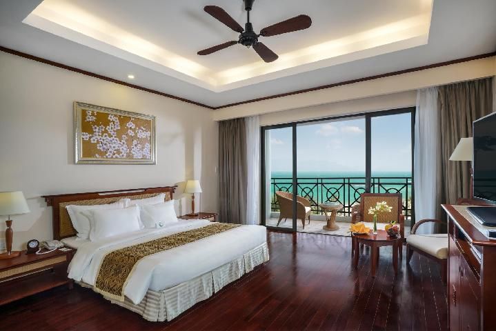 Grand Deluxe Ocean View Double Room