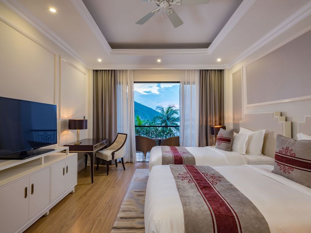 Villa 3 bed-room Private Pool Ocean View with VinWonders Access