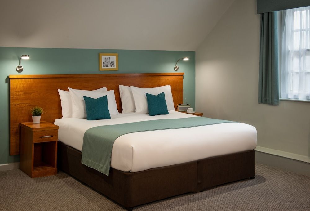 undefined Middletons Hotel 2