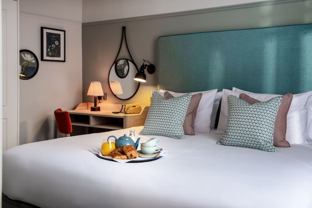 undefined Middletons Hotel 10