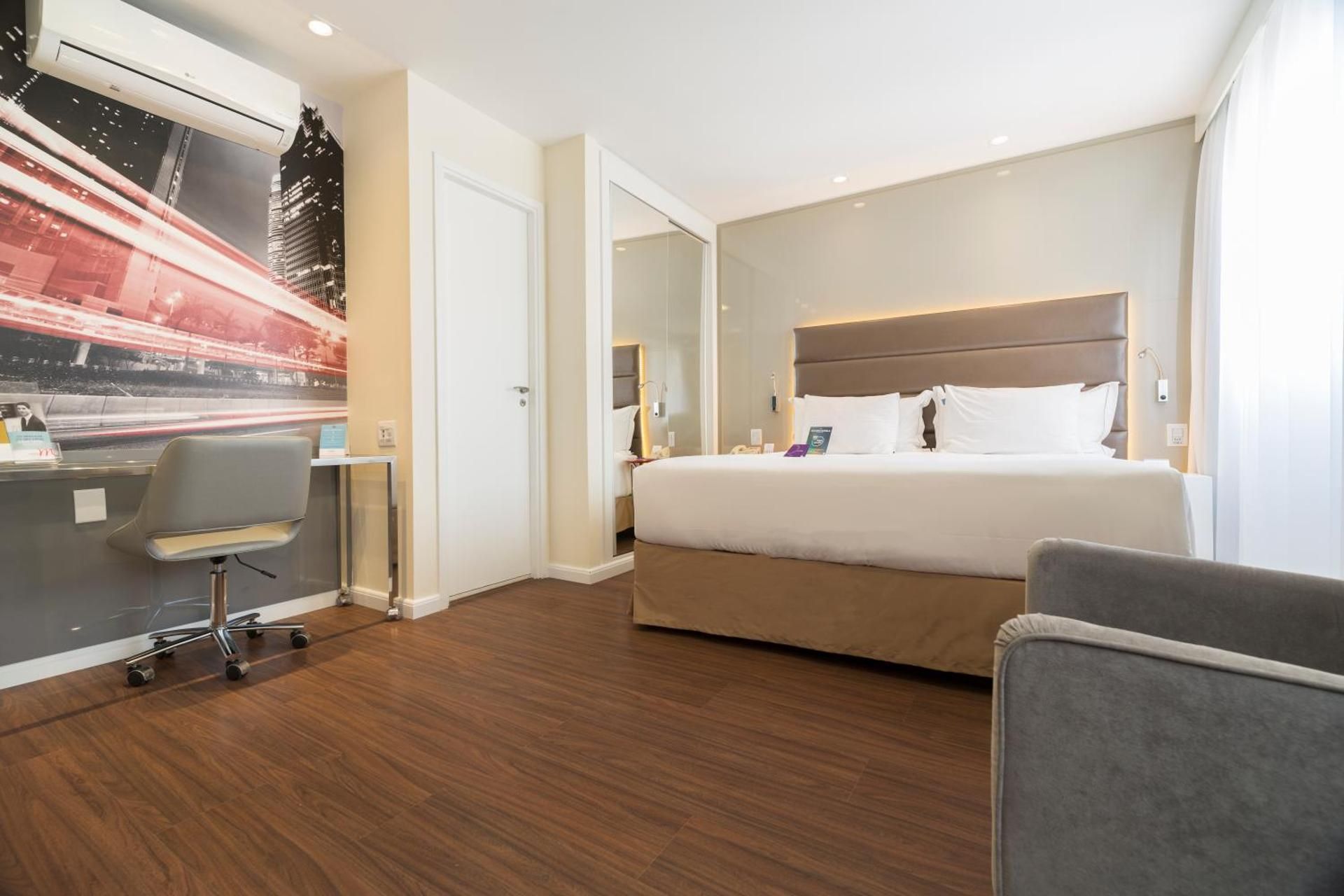Superior King Bed
