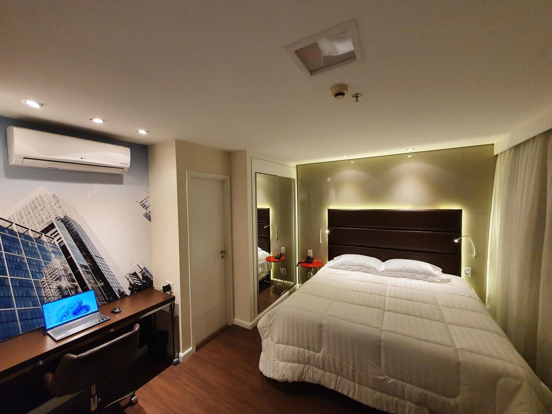 Deluxe Room With 1 Double Bed