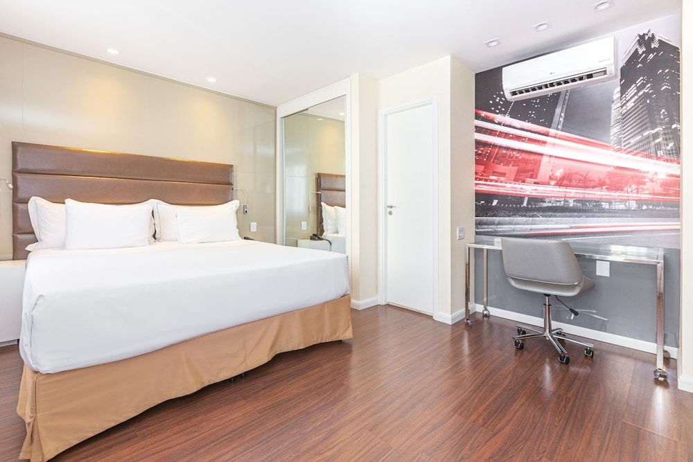 Junior Suite, Multiple Beds (Sao Paulo View)