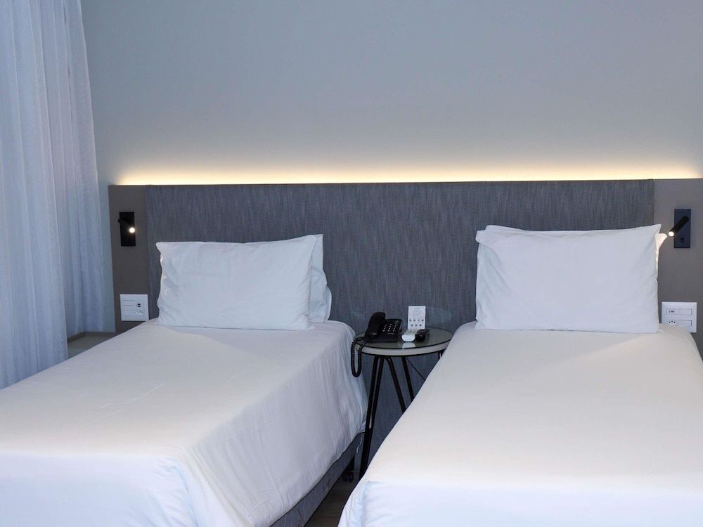 Deluxe Room, 2 Twin Beds