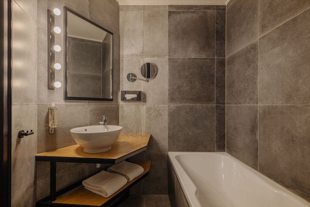 Leonardo Hotel Groningen City Center Superior Room, 1 Double Bed 2