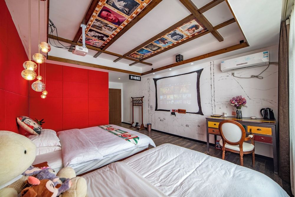 Zhangjiajie Nanfang Yinan Hotel Deluxe Double Room 2