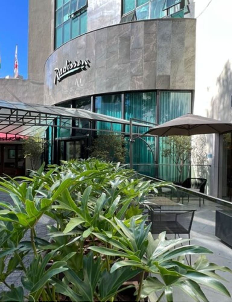 undefined Radisson Hotel Oscar Freire 3