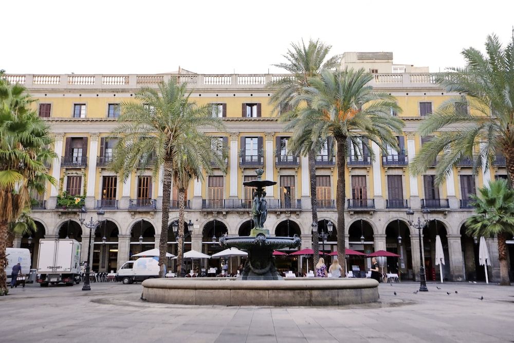 undefined Arc la Rambla 7