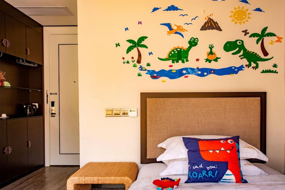 Family Room, 1 Bedroom, Ensuite, Courtyard Area