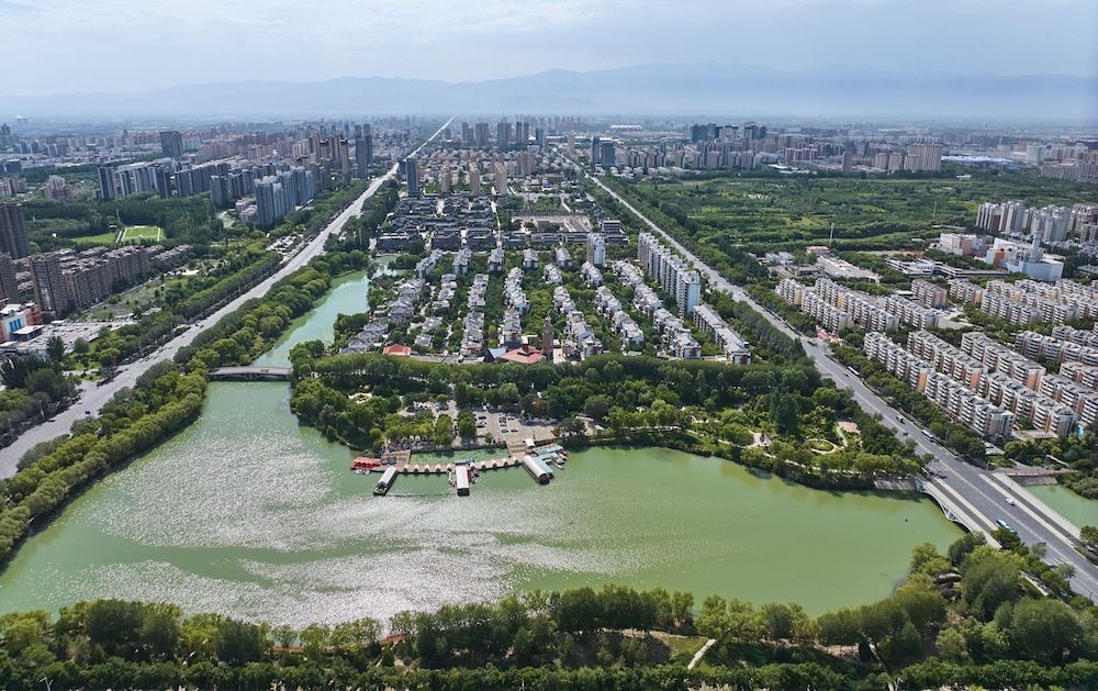 Wanda Realm Yinchuan Deluxe Room, Multiple Beds, Lake View 7