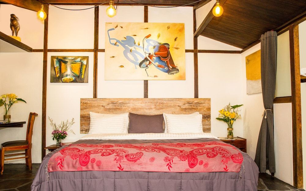 LA COLINA Hotel Cottage Deluxe Room 5