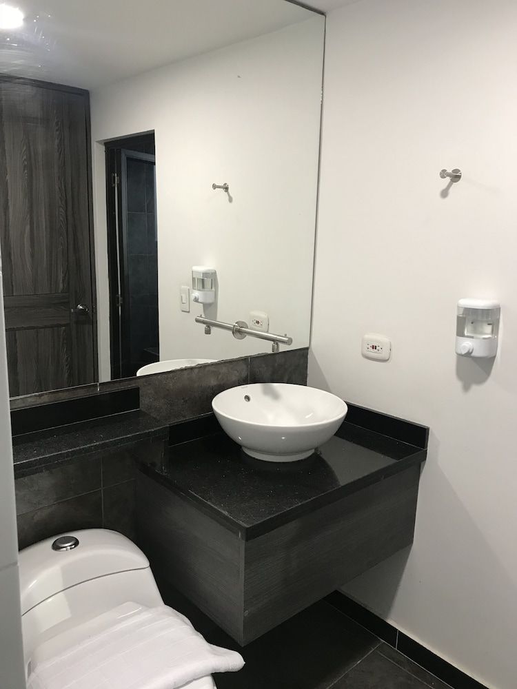 Hotel Express 53 Standard Twin Room 4