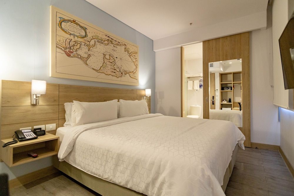 Standard Room, 1 King Bed