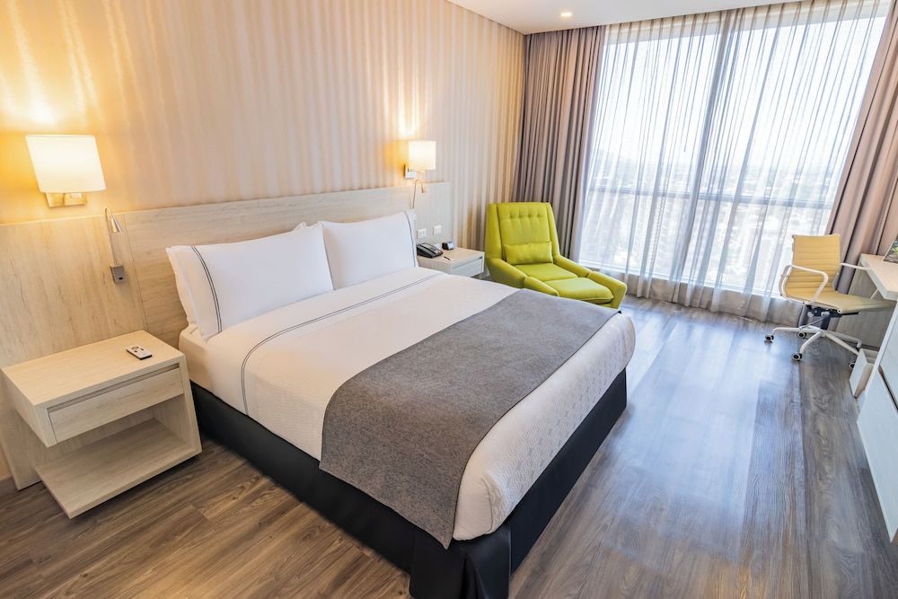 Sonesta Hotel Ibague Business Room, 1 King Bed