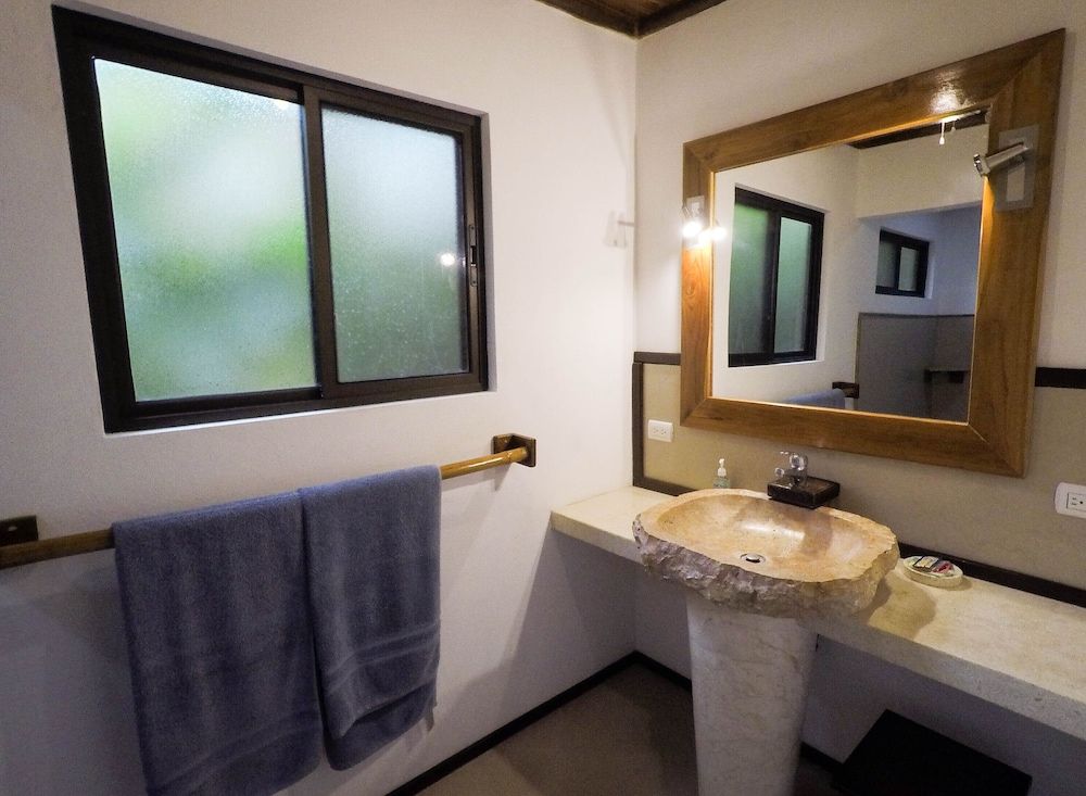 Lodge Margouillat Premium Bungalow, 1 King Bed, Non Smoking, Mountain View 17
