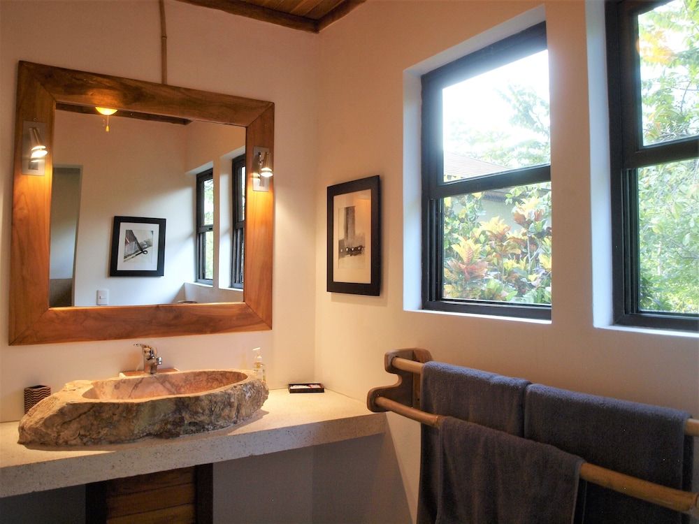 Lodge Margouillat Premium Bungalow, 1 King Bed, Non Smoking, Mountain View 14