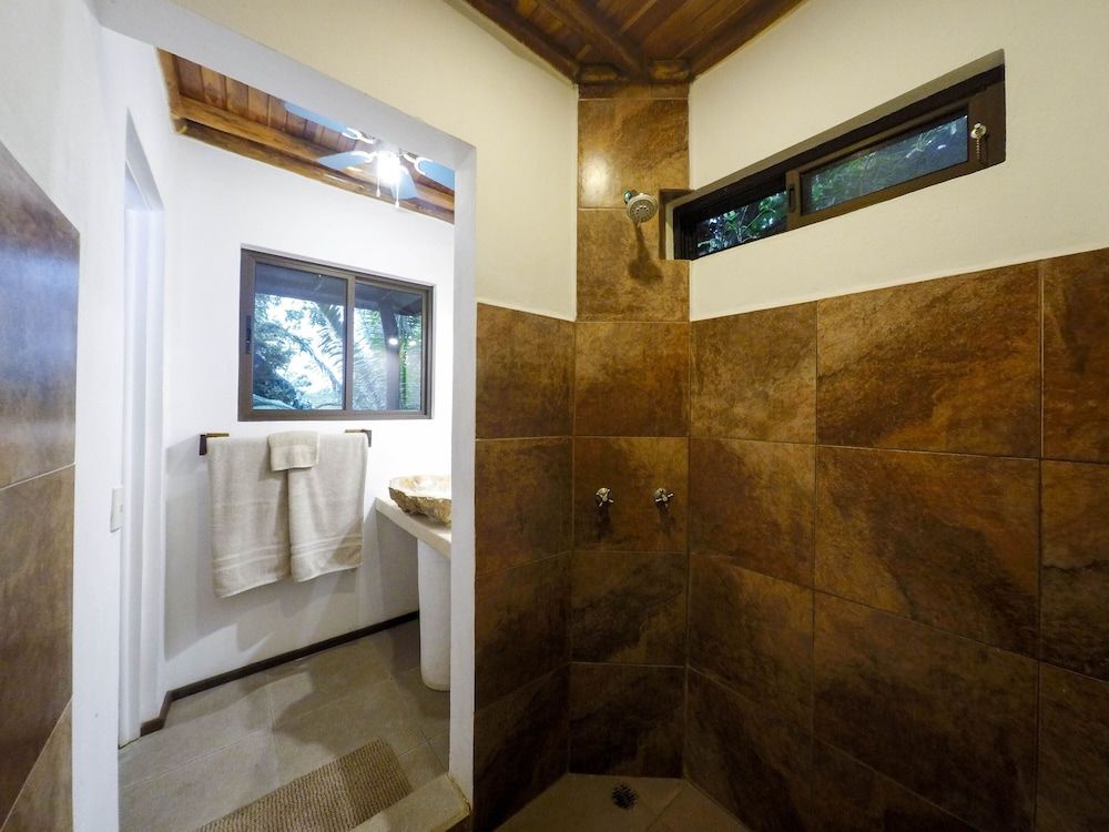 Lodge Margouillat Premium Bungalow, 1 King Bed, Non Smoking, Mountain View 15