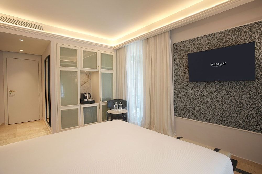 Eurostars Laietana Double Room 7