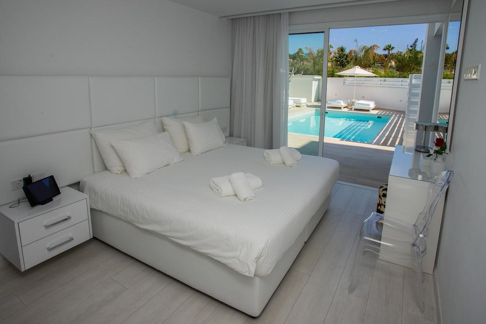 Suite, Private Pool