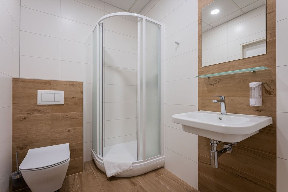 Hotel City Centre Double or Twin Room 3