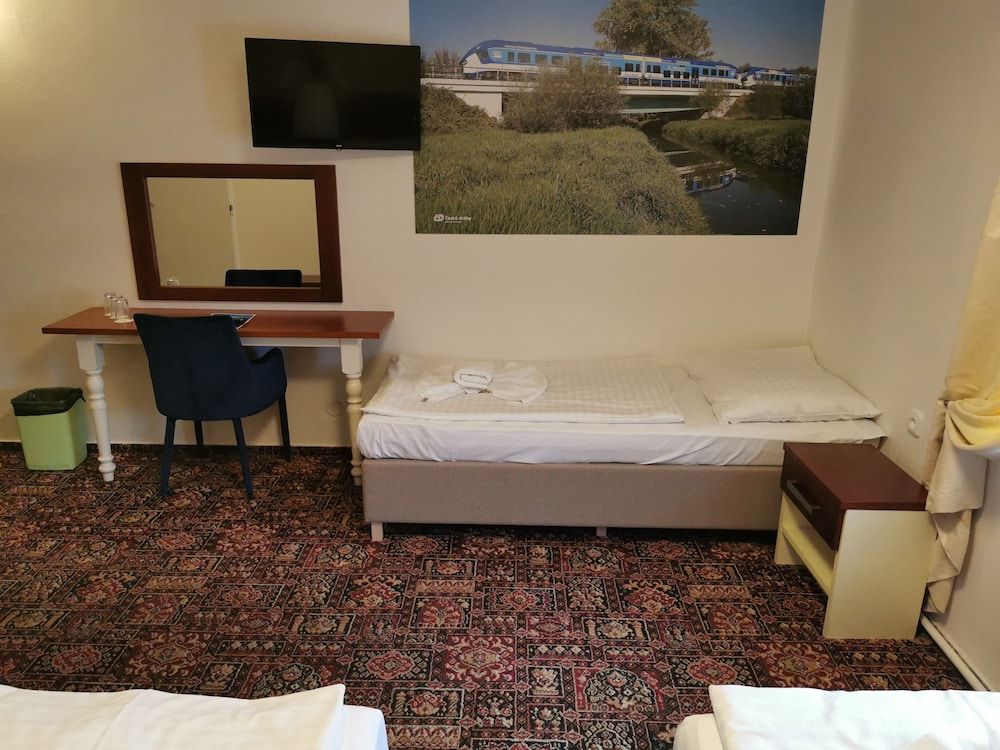 undefined Hotel City Inn 4