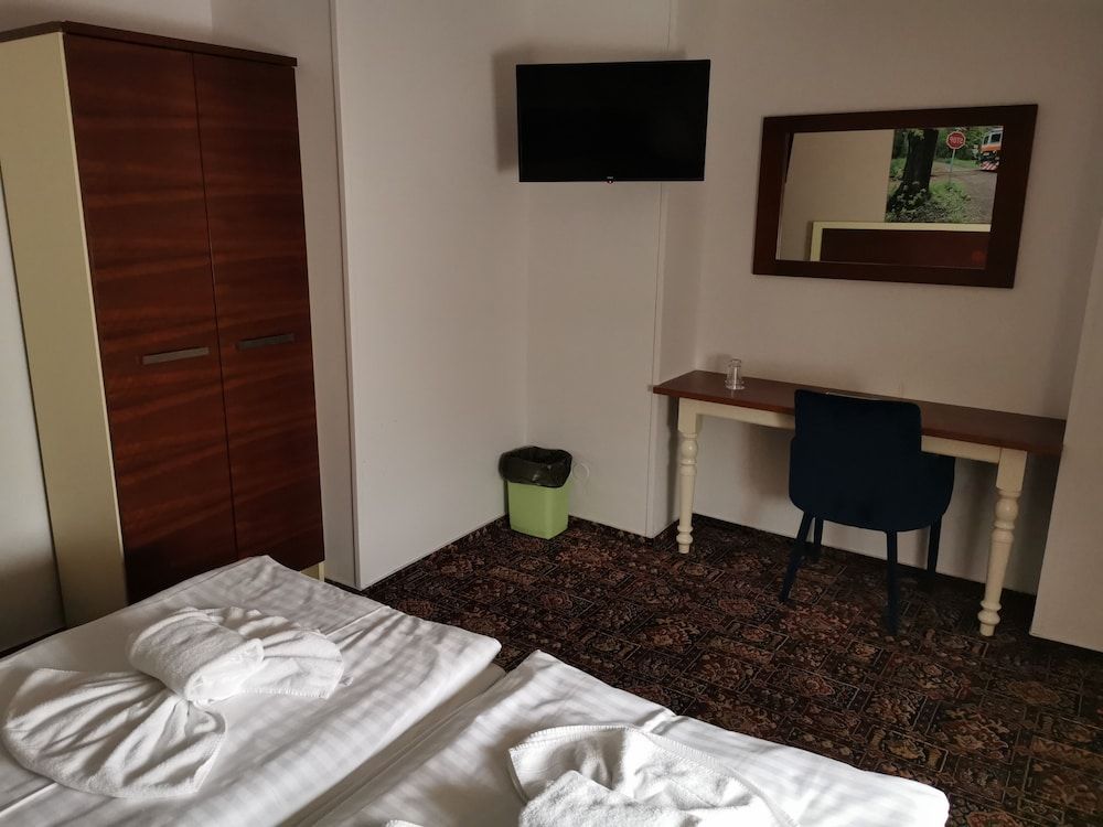 Hotel City Inn Double or Twin Room 4