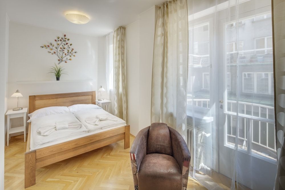 undefined Old Town Square Apartments 9