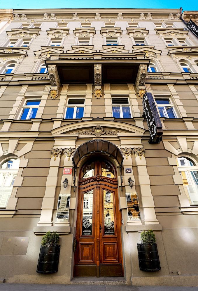 undefined Alfons Boutique Hotel 3