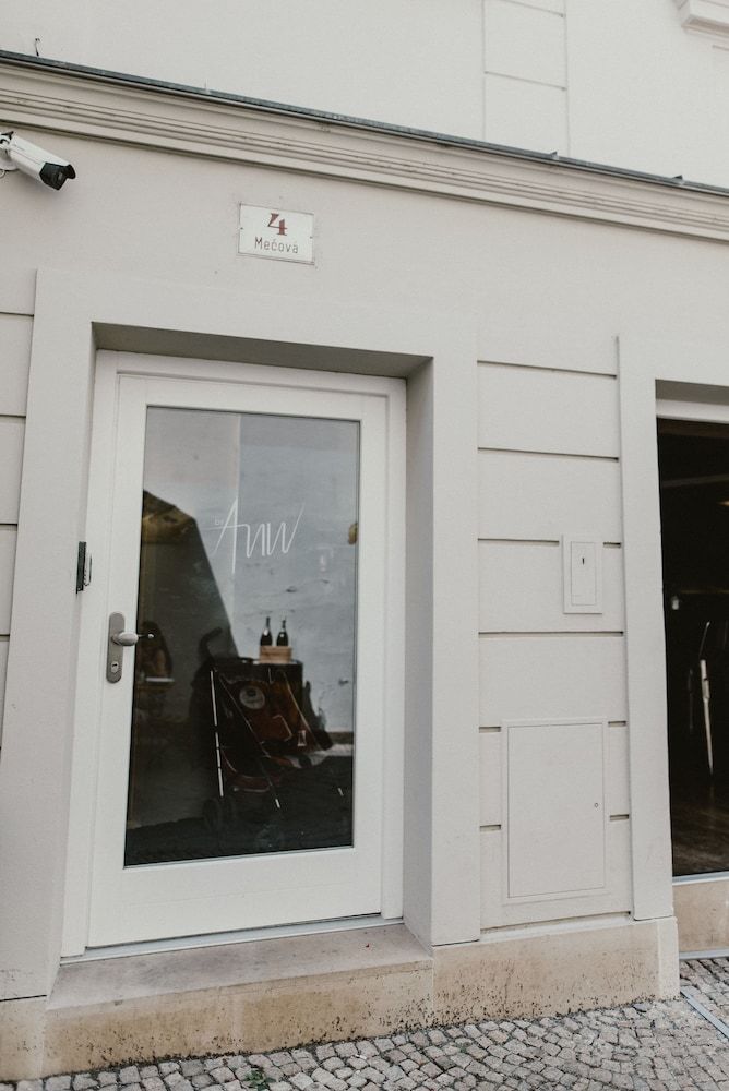 undefined Coco Chanel Boutique Apartment 3