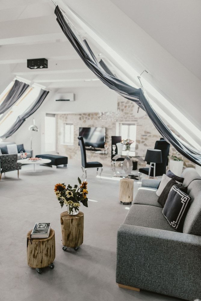 Coco Chanel Boutique Apartment Deluxe Apartment, Terrace 18