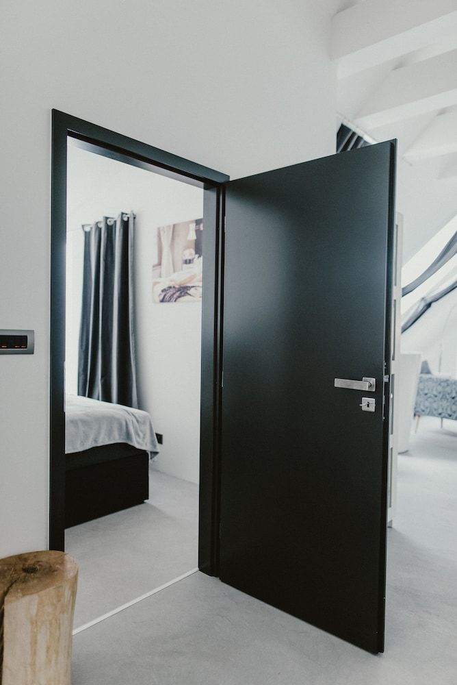 Coco Chanel Boutique Apartment Deluxe Apartment, Terrace 16