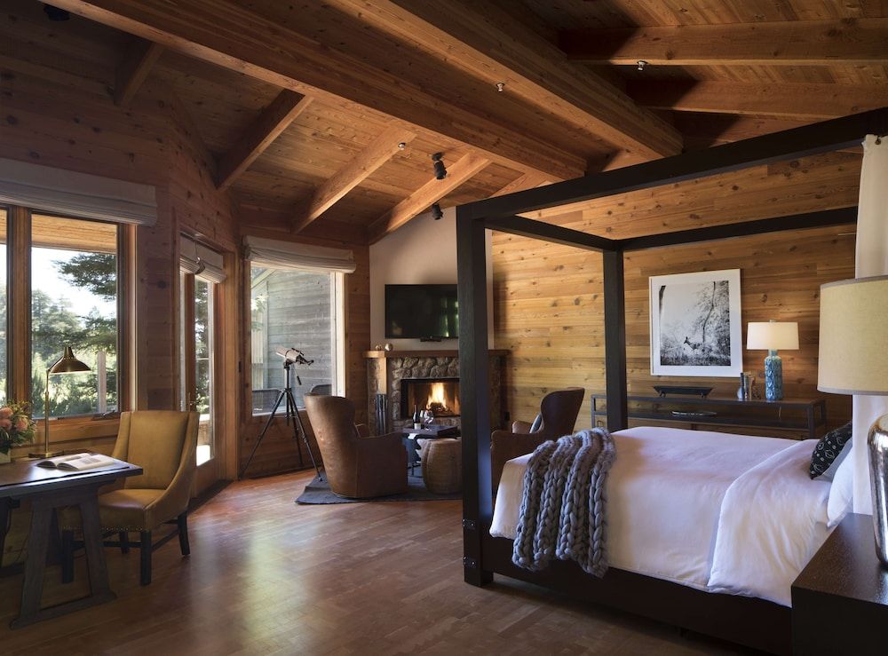 Suite, Bathtub (vista Hot Tub)