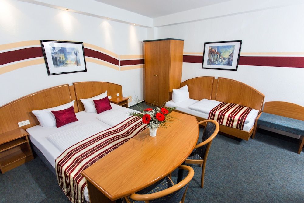 Hotel Condor Double Room 3