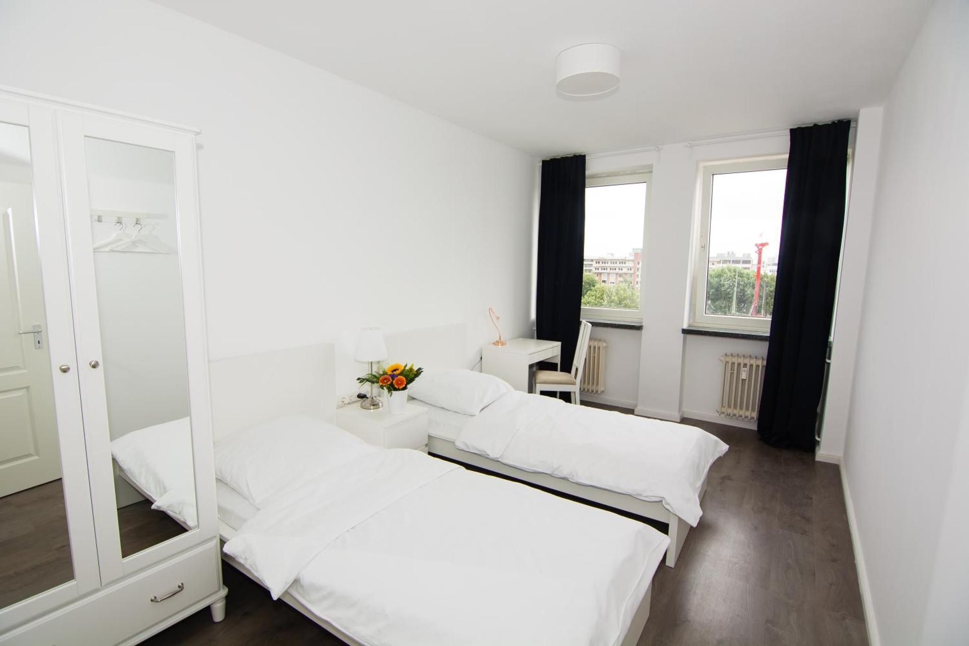 Standard Twin Room with Shared Bathroom