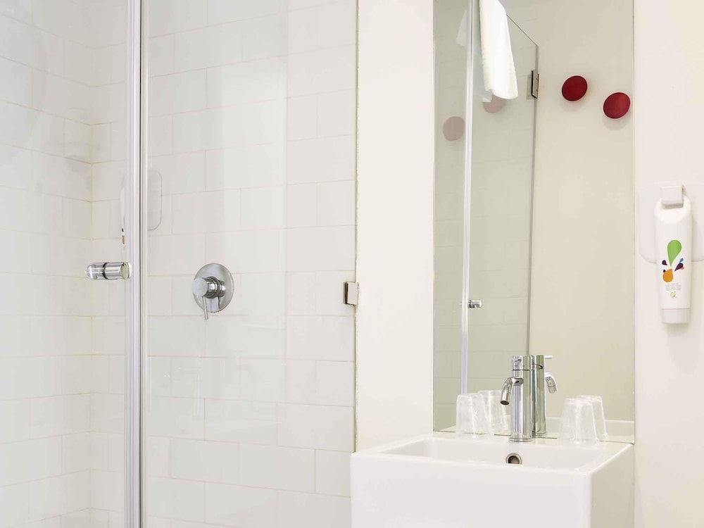 ibis Styles Lisboa Centro Liberdade NE Twin Room, 2 Twin Beds 5