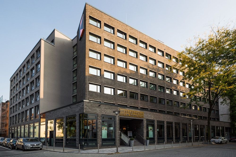 undefined Stadthotel am Römerturm 5