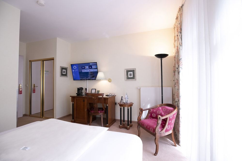 Single Room (Forestside)