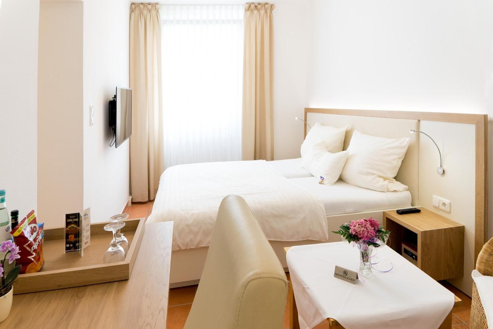 Single Room Standard
