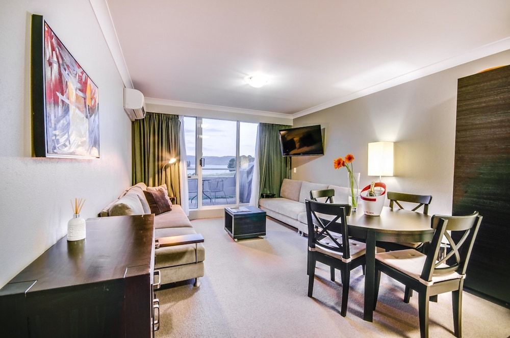 Horizons Lake Jindabyne Apartment, 2 Bedrooms 6