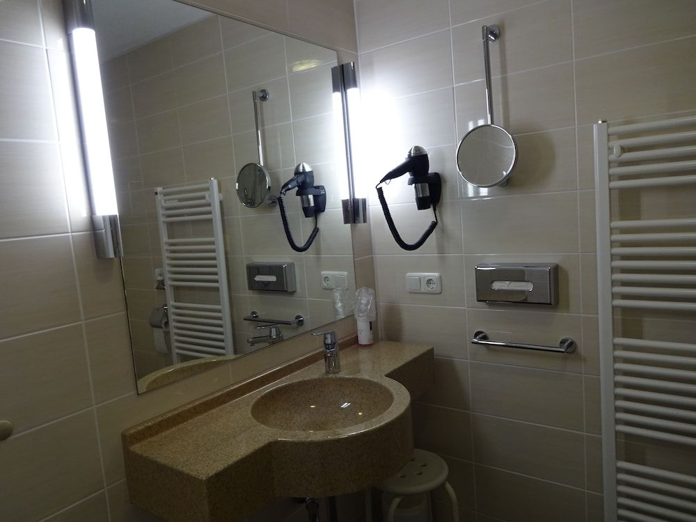 Gasthof Hotel Zum Ross Triple Room 6