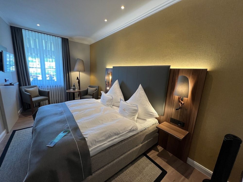 Double Room, Non Smoking, River View