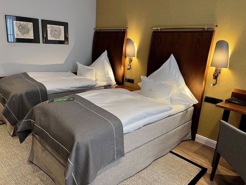 Double or Twin Room, Non Smoking, City View