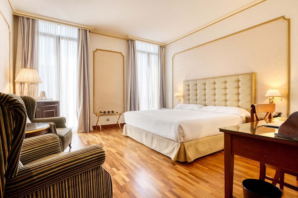 Hotel Roger de Lluria Barcelona Classic Double or Twin Room
